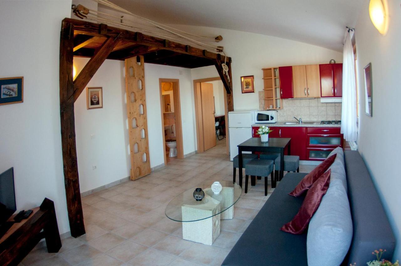 House /Villa Maja Liznjan Bagian luar foto