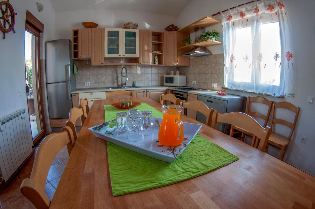 House /Villa Maja Liznjan Bagian luar foto